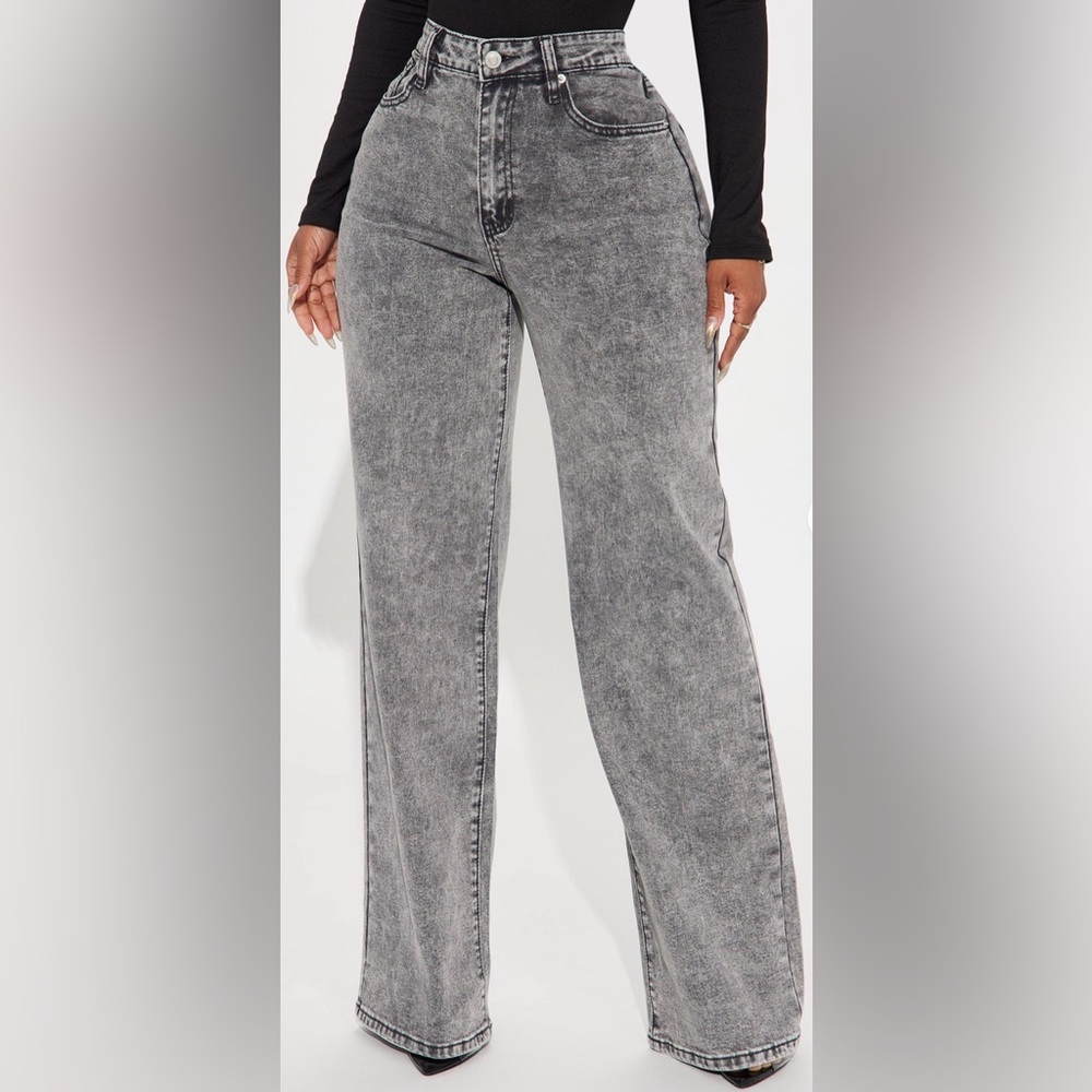 Fashion Nova Grey Acid Wash Wide Leg Jeans